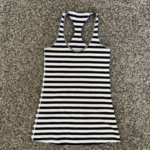 Lululemon tank size 4